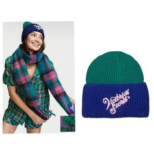 Victoria Secret Hat &Scarf